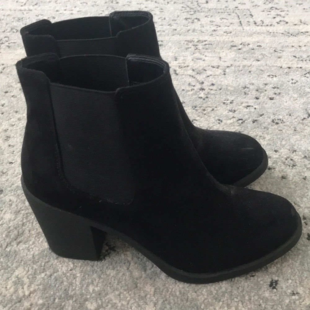 H&M black booties